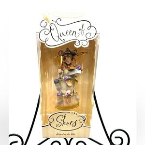 Hallmark Keepsake Ornament Queen of Shoes